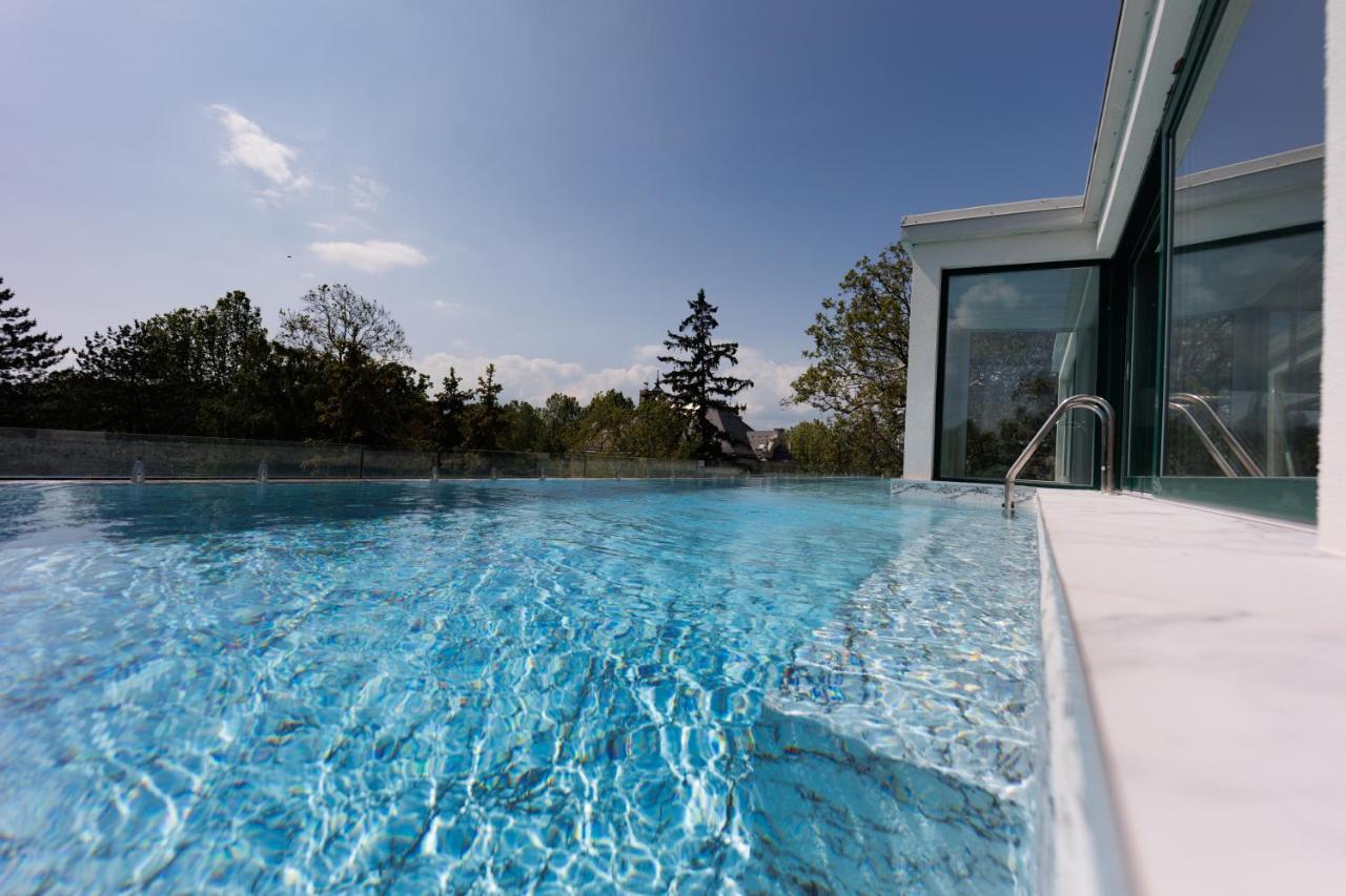 Villa Bauhaus Wellness Apartman Siófok Exterior foto